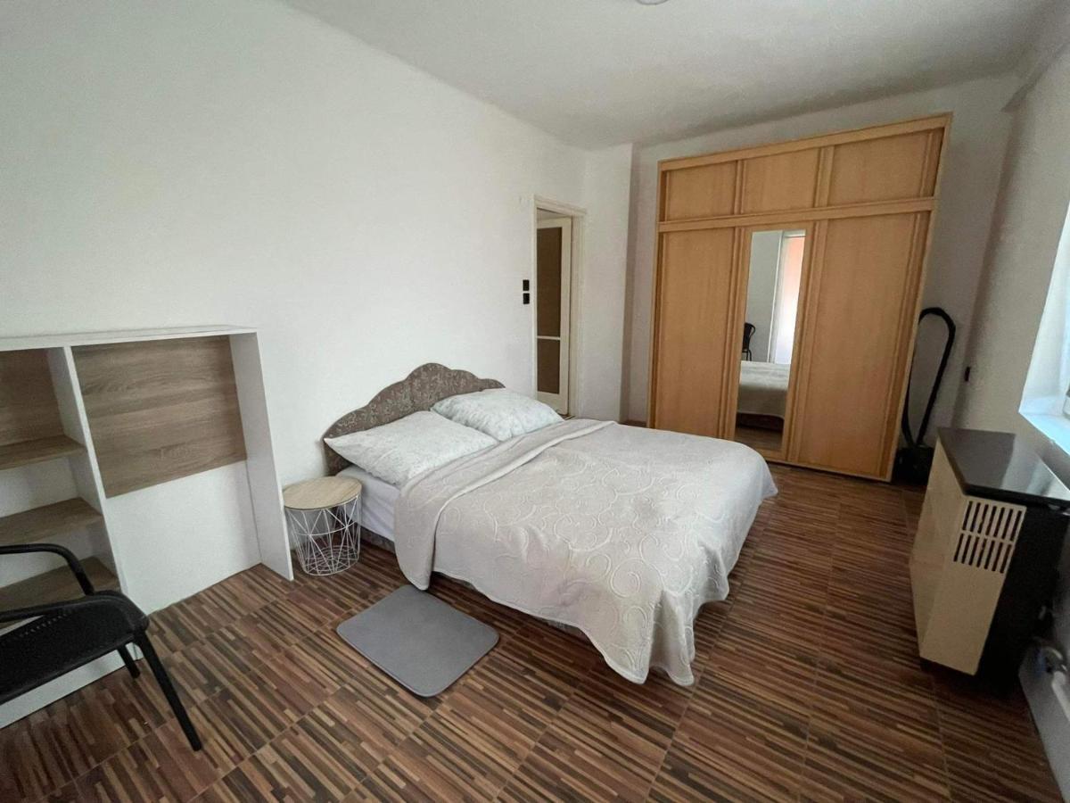 Apartament Kyra Apartman Balatonboglár Zewnętrze zdjęcie